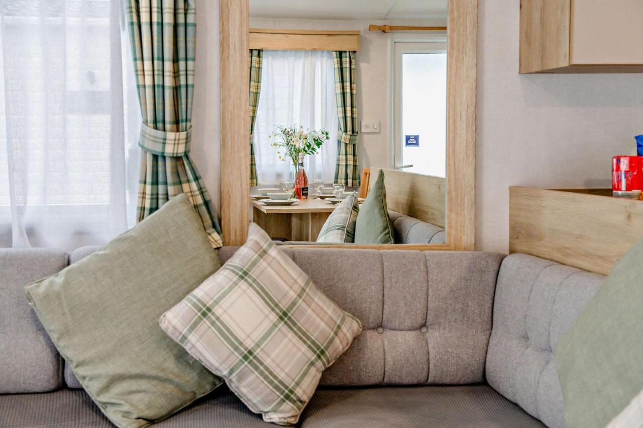 Sea La Vie Lodge, Rockley Park Holiday Park, Poole, Dorset 외부 사진