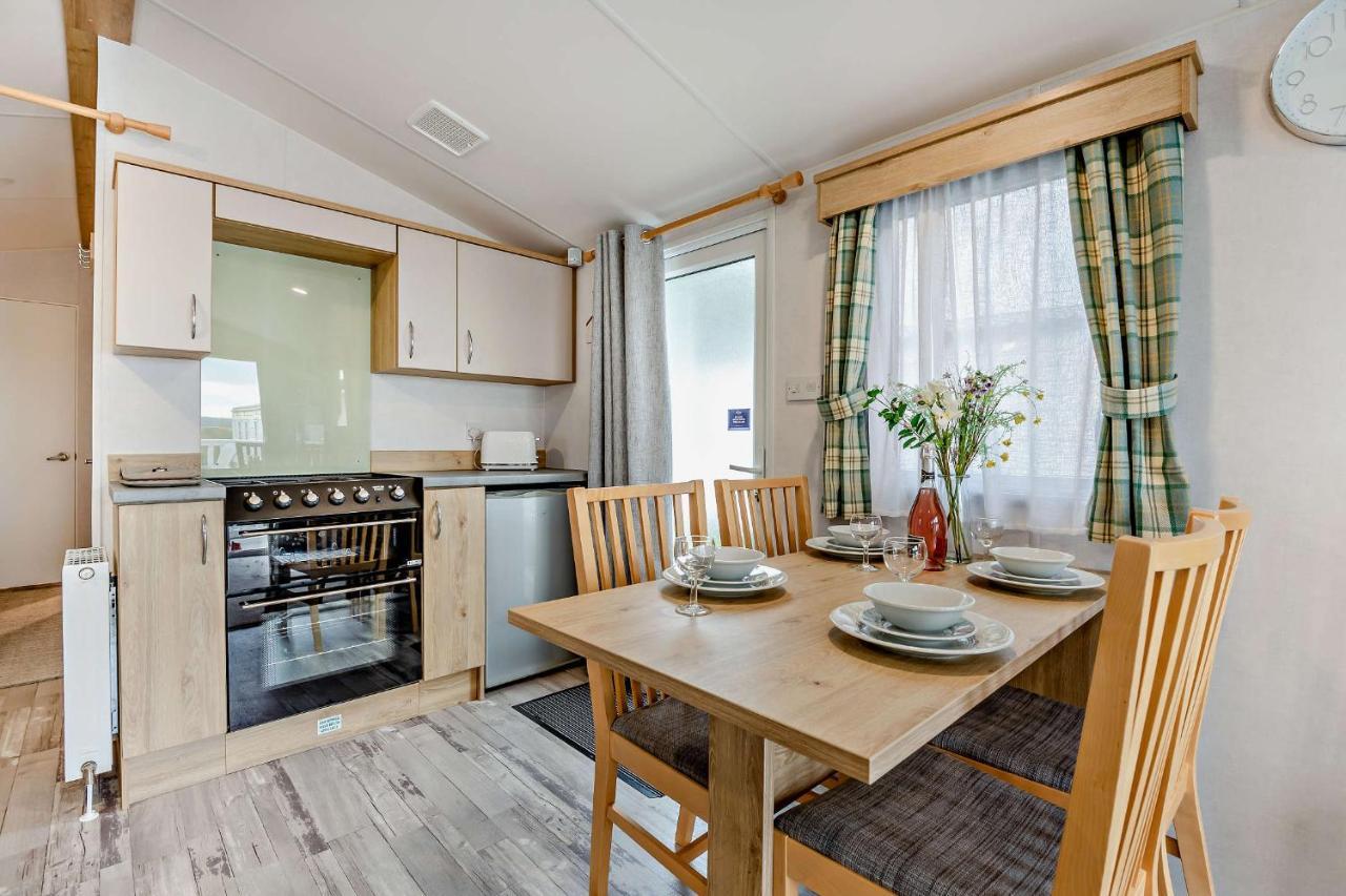 Sea La Vie Lodge, Rockley Park Holiday Park, Poole, Dorset 외부 사진