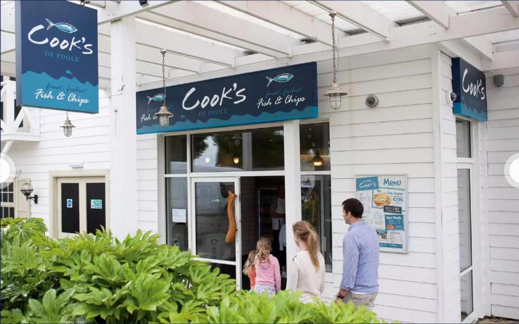 Sea La Vie Lodge, Rockley Park Holiday Park, Poole, Dorset 외부 사진